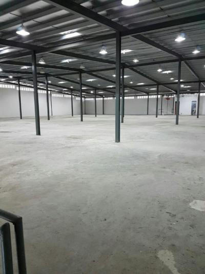 123531 - Llano bonito - warehouses