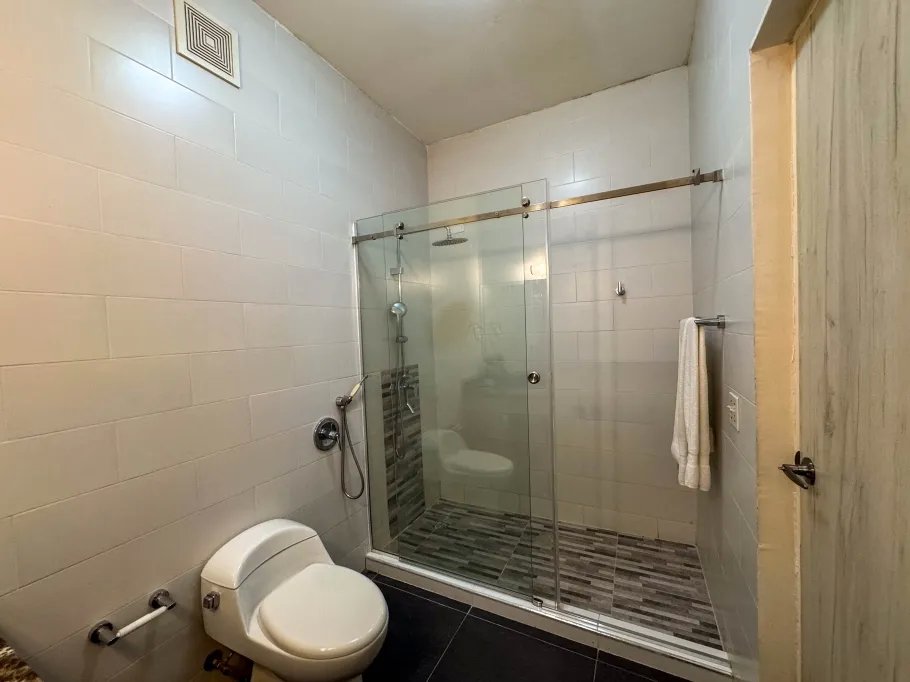 Venta de apartamento en Causeway de Amador, Isla Perico, PH Brisas de ...
