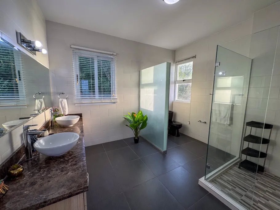 Apartment for sale in causeway of amador, Isla Perico, ph brisas de amador
