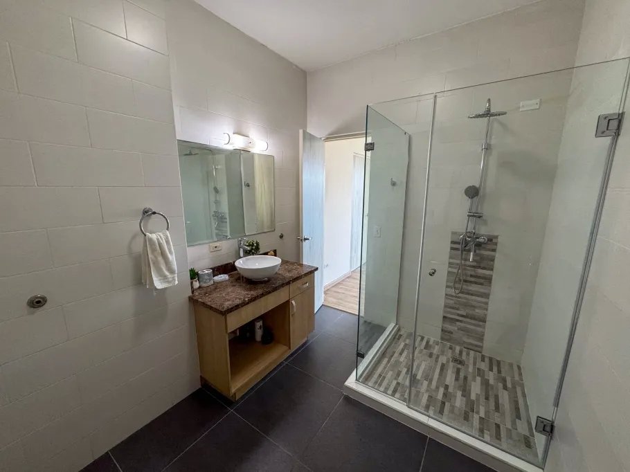 Apartment for sale in causeway of amador, Isla Perico, ph brisas de amador