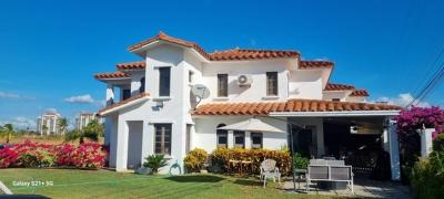 137688 - San carlos - houses