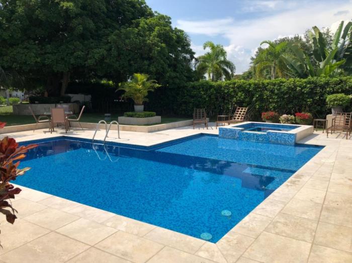 Alquiler de casa en bijao beach club & residences