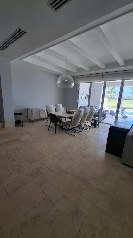 Venta de casa en buenaventura beach club, coclé