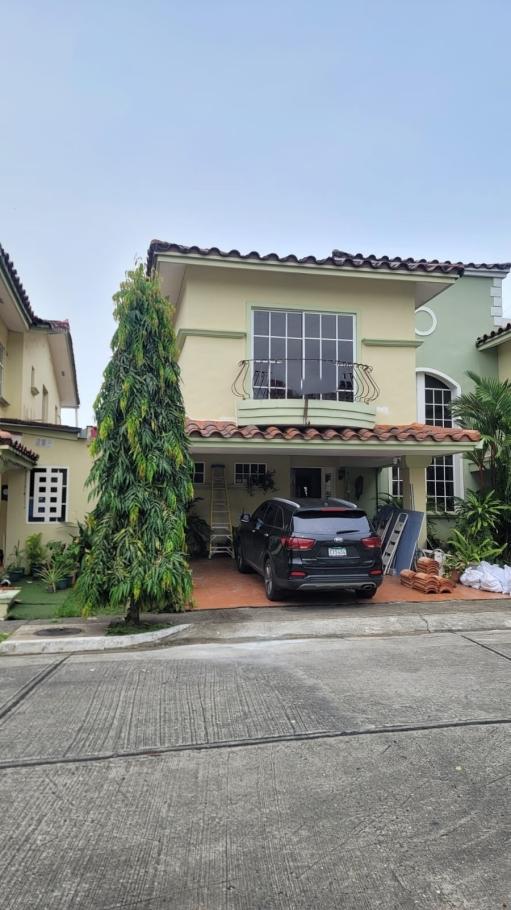 Venta de casa en ph dorado spring, condado del rey