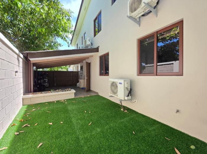 Venta de casa en ph gardenias, brisas del golf