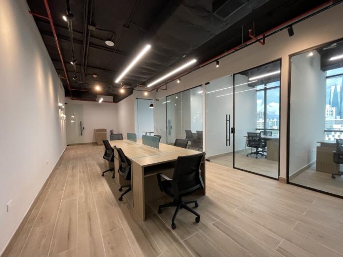 Alquiler de oficina amoblada en tower financial center, calle 50