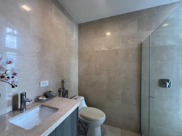 Venta de apartamento en torre panorama, coco del mar