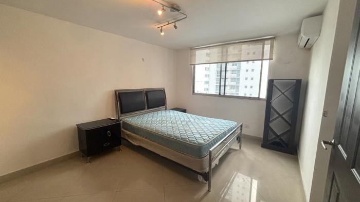Venta de apartamento ph rocamar, 227.66 m2
