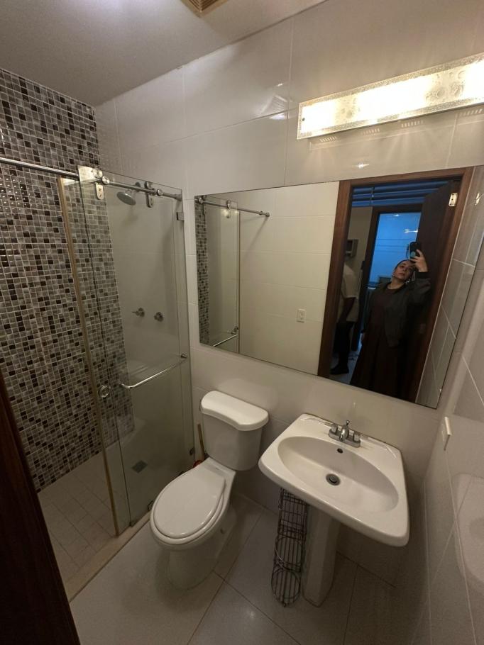 Alquilo apartamento amoblado en marbella