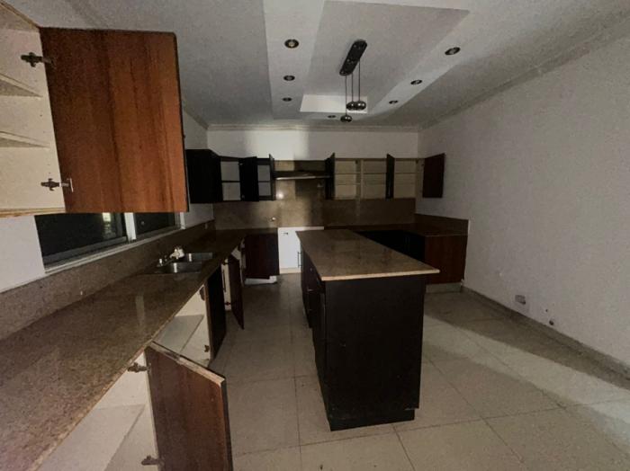 Venta de casa en dorado village condado del rey