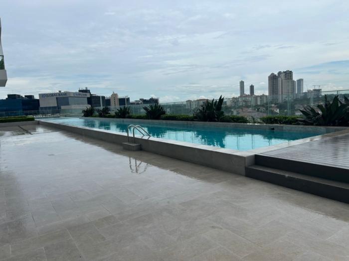 Venta de apartamento en greenview residences santa maría