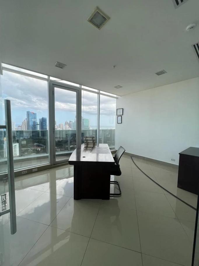 Venta de local comercial en ph f&f tower, calle 50