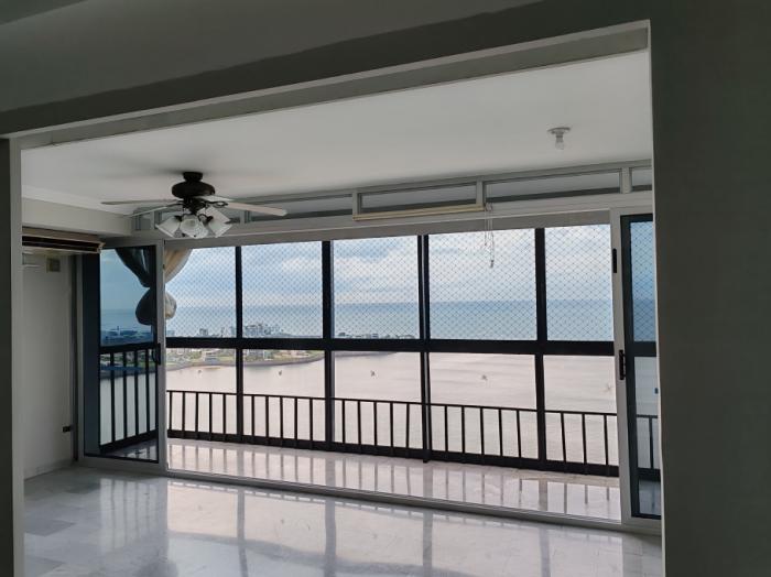 Venta de penthouse en pacific shore 