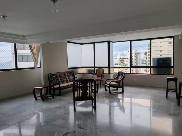 Venta de penthouse en pacific shore 
