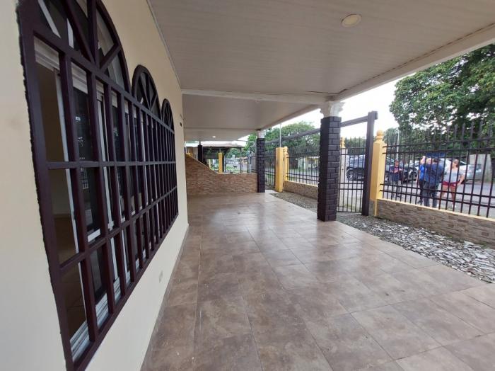 Vendo casa en via principal la mitra chorrera