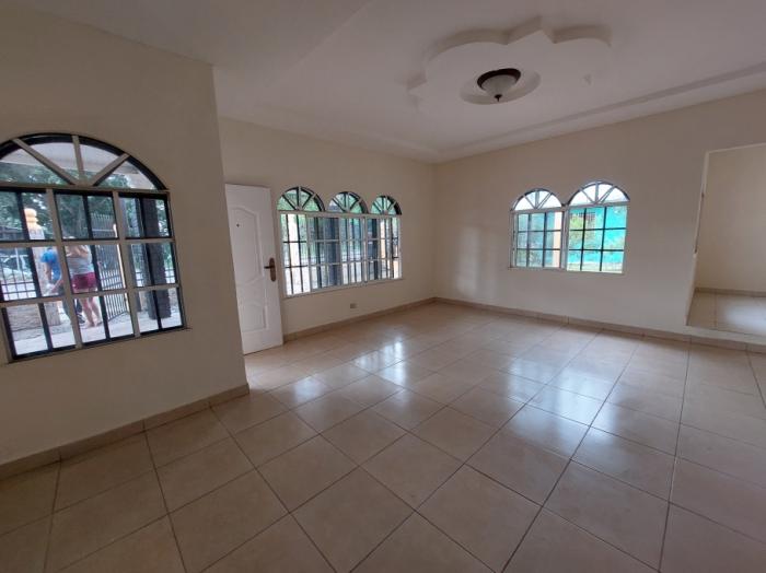 Vendo casa en via principal la mitra chorrera
