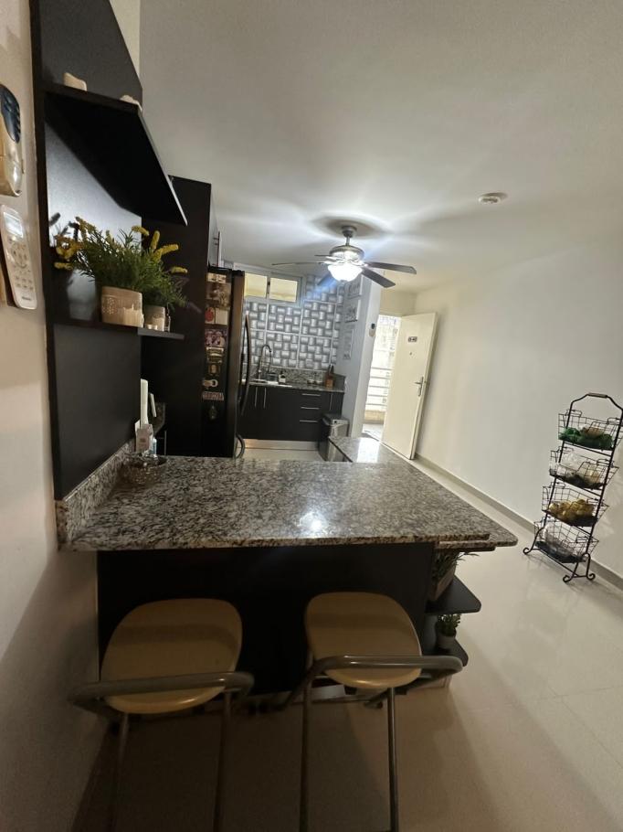 Venta de apartamento en ph altamira gardens ancón