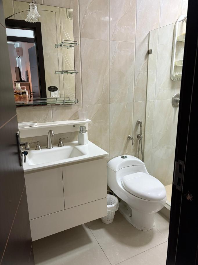 Alquiler apartamento amoblado ph top tower