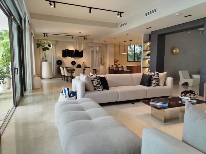 Venta de casa de playa en buenaventura, velamar, río hato