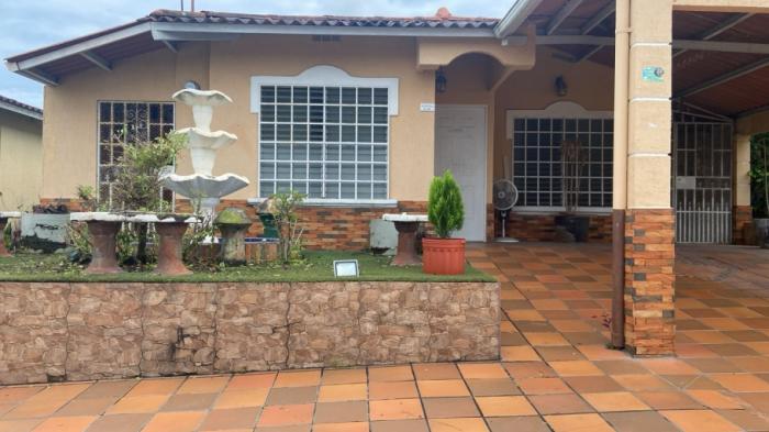 Se alquila casa en la chorrera