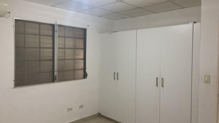 Se alquila casa en la chorrera