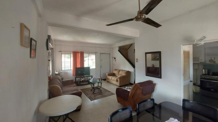 Venta de casa en el espinar, colón