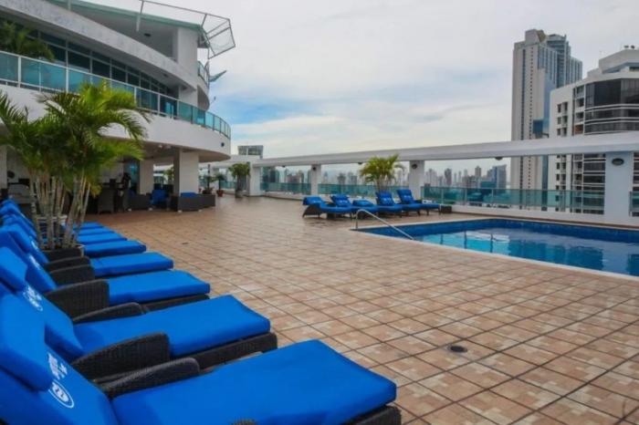 Venta de apartamento vacío en ave. balboa, panamá