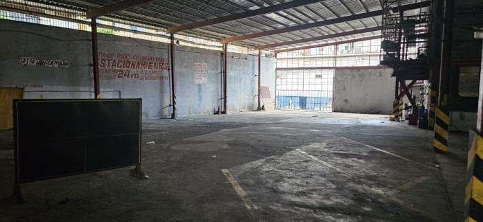 Venta de galera comercial ubicada en santa ana, calle estudiante, ancón.