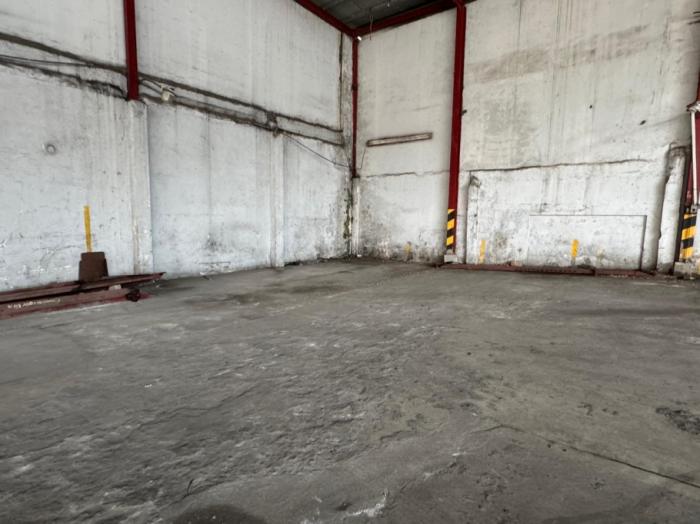 Venta de galera comercial ubicada en santa ana, calle estudiante, ancón