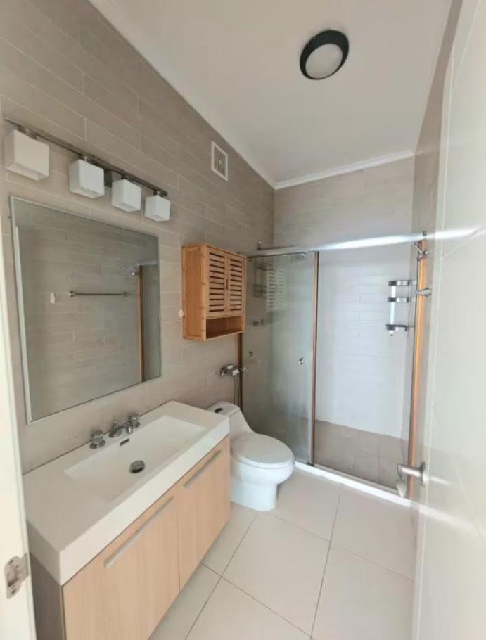 Venta de apartamento con vista al mar en coco del mar, san francisco