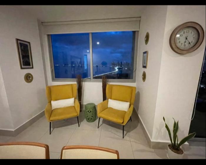 Alquiler de apartamento amoblado en costa del este, juan díaz