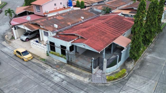 Casa en venta, $172,800, residencial vista mar, la chorrera 