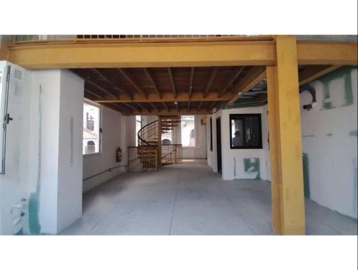 Alquiler de local comercial en callejón de soná, casco antiguo