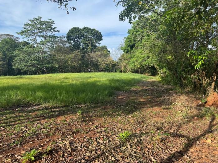 For sale: titled land in hicaco, 300 meter from the beach.