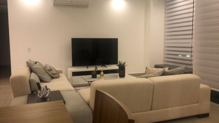 Alquiler de apartamento amoblado en costa del este, panamá