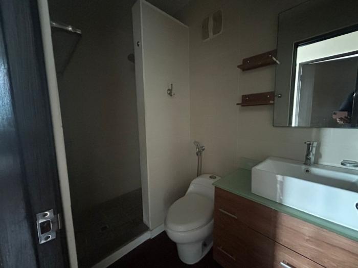 Venta de apartamento en ph parques del carmen, el carmen, bella vista