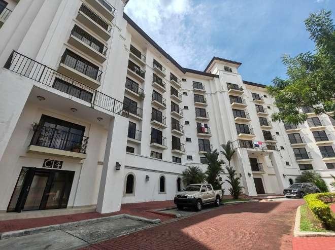 Venta de apartamento en ph embassy village, ancón