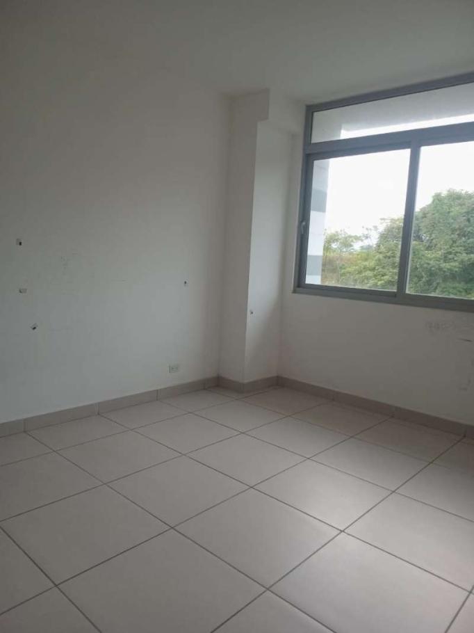Venta en ph aurora tower, bella vista