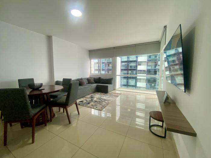 Alquiler de apartamento amoblado en bella vista, panamá