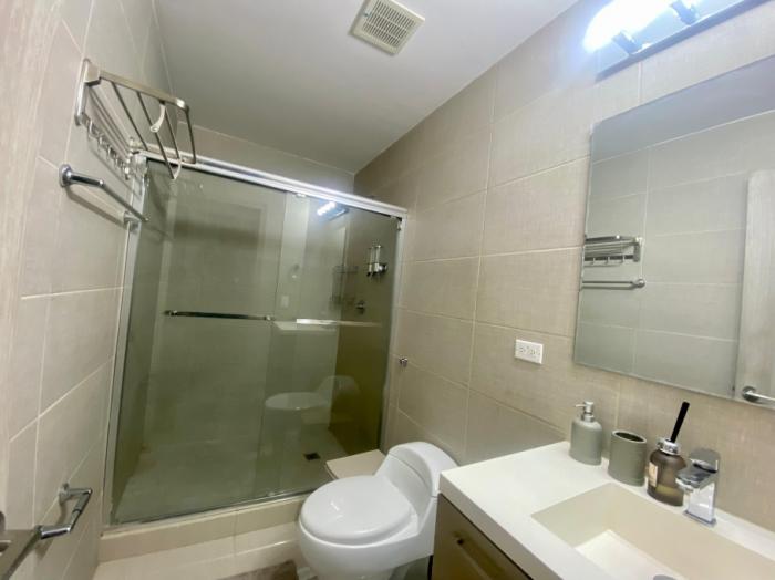 Alquiler de apartamento amoblado en bella vista, panamá