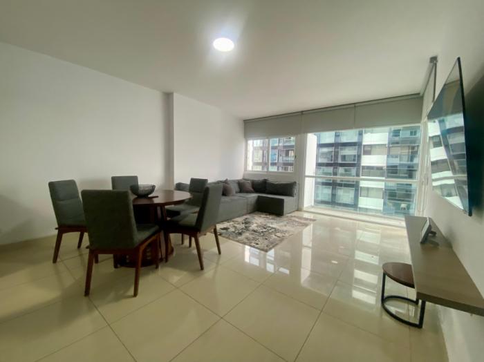 Alquiler de apartamento amoblado en bella vista, panamá