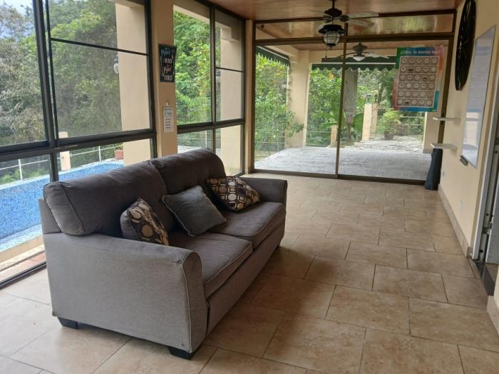 Venta casa en las cumbres en el lago