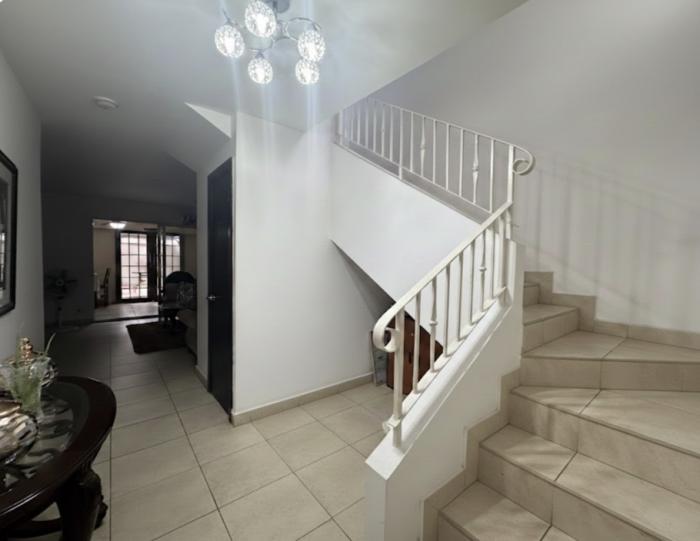 Venta de casa en ph villa tiber, villas del golf