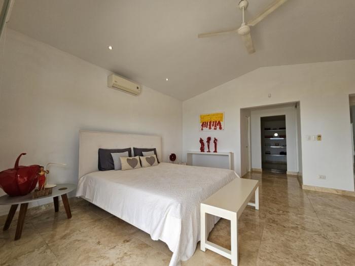 Venta de lujosa casa en vista mar, san carlos, panamá