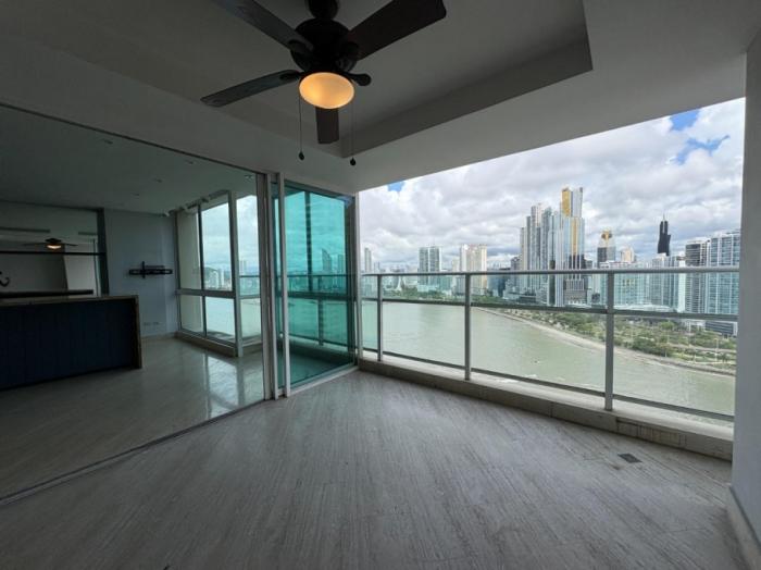 Venta de apartamento en ph península punta paitilla 