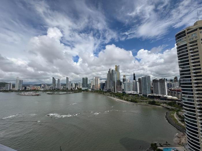 Venta de apartamento en ph península punta paitilla 
