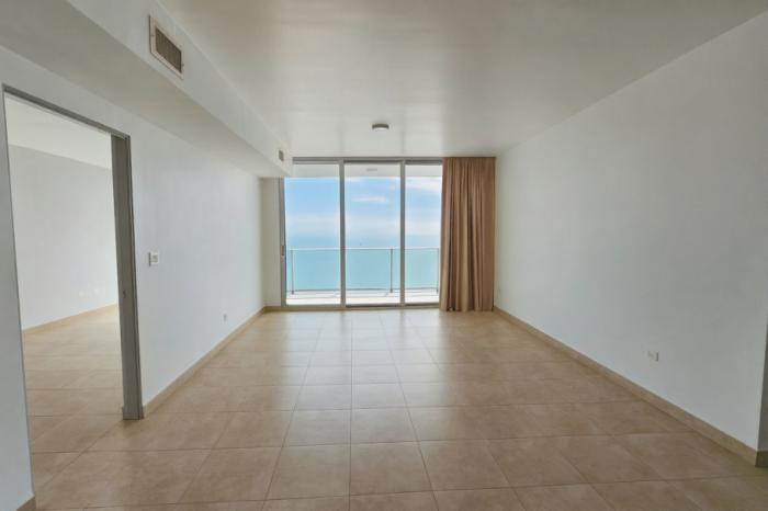Hermoso apartamento con vista al mar en venta/beautiful apartment for sale with ocean view 
