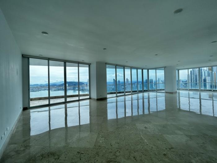 Venta de apartamento en the point punta paitilla 