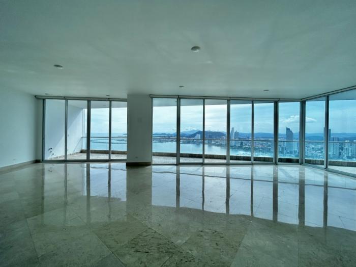 Venta de apartamento en the point punta paitilla 