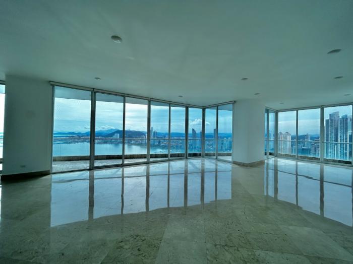 Venta de apartamento en the point punta paitilla 